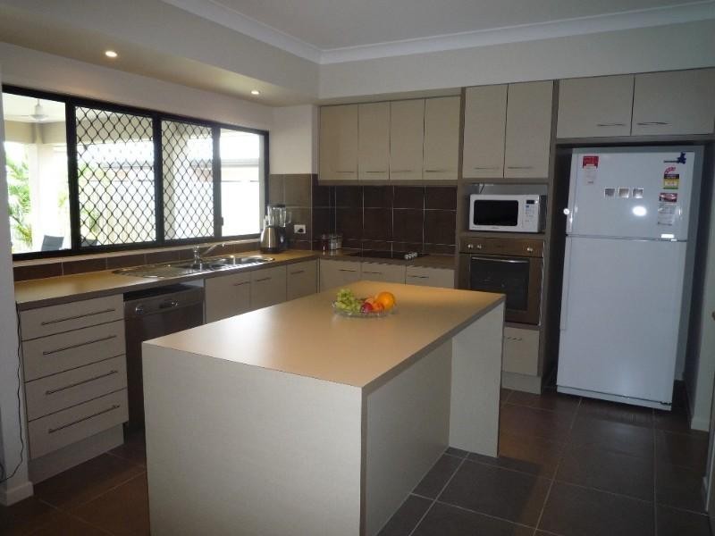 6 Myalup Close, Kewarra Beach QLD 4879