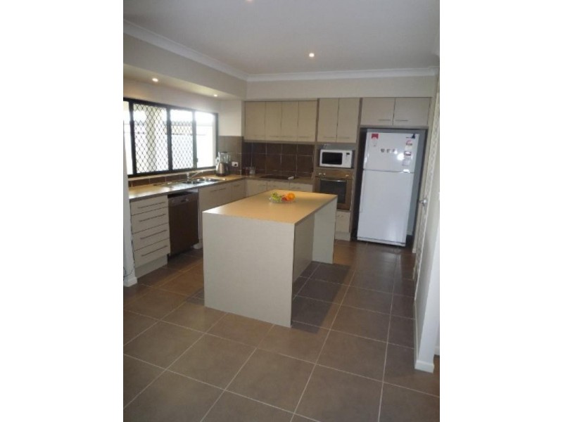 6 Myalup Close, Kewarra Beach QLD 4879