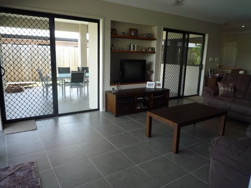 6 Myalup Close, Kewarra Beach QLD 4879