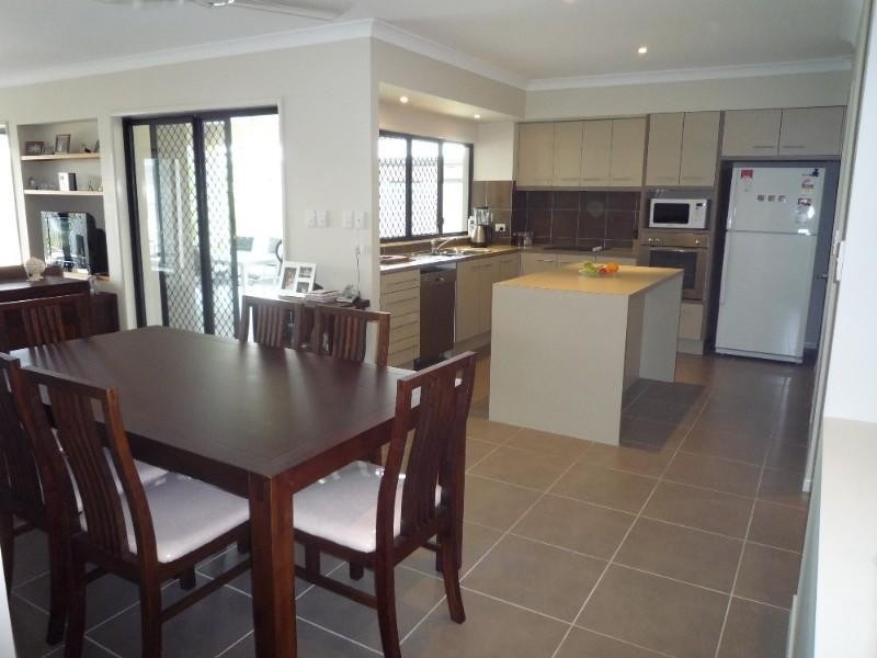 6 Myalup Close, Kewarra Beach QLD 4879
