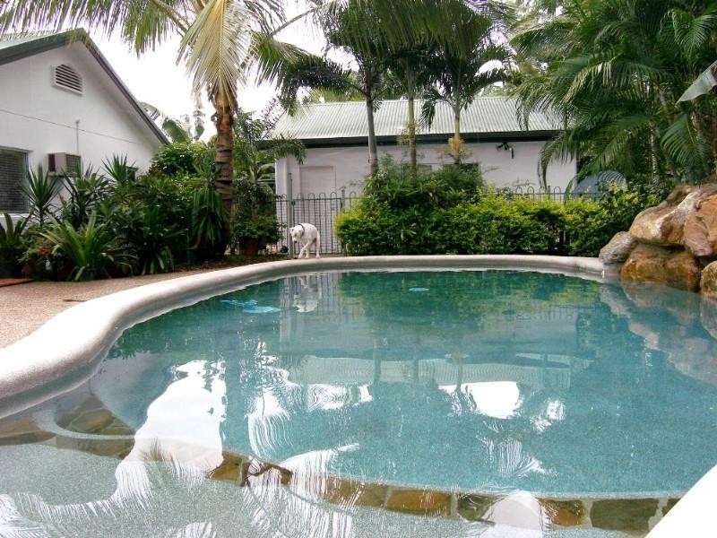 Clifton Beach QLD 4879