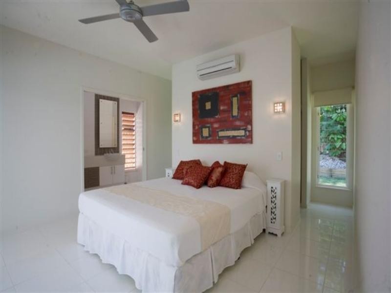 30 Lagoon Drive, Trinity Beach QLD 4879