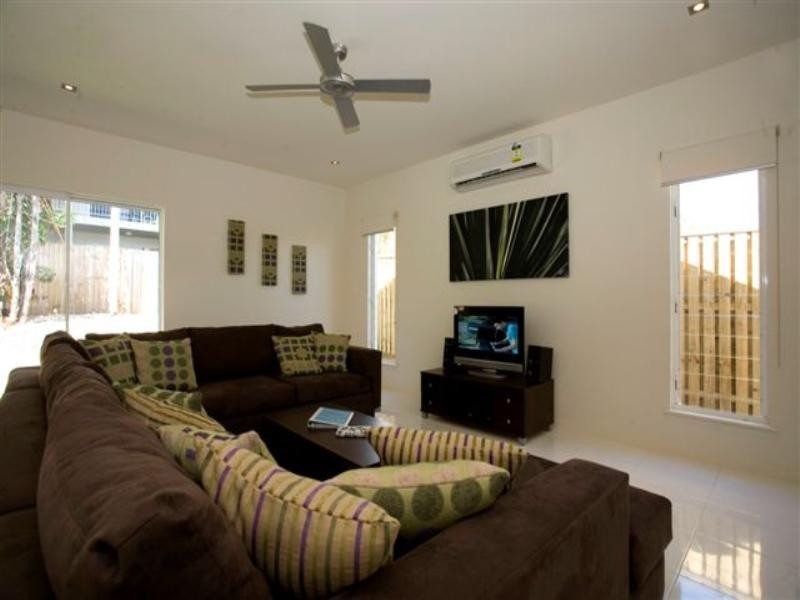 30 Lagoon Drive, Trinity Beach QLD 4879