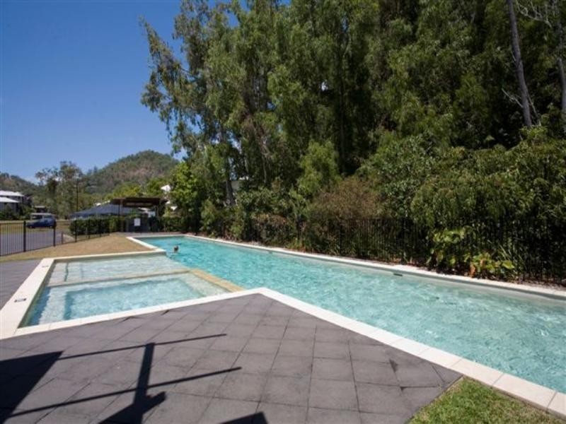 30 Lagoon Drive, Trinity Beach QLD 4879