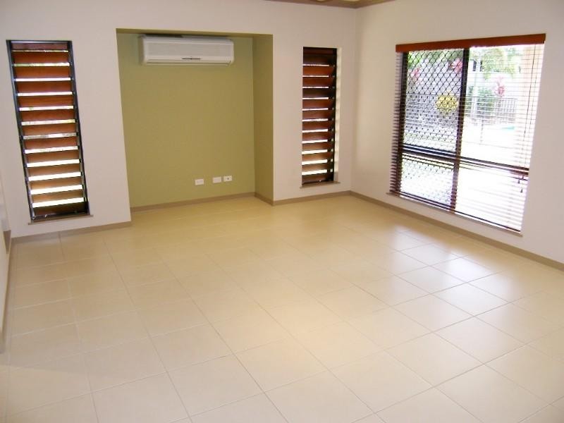 Kewarra Beach QLD 4879