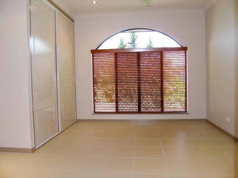 Kewarra Beach QLD 4879