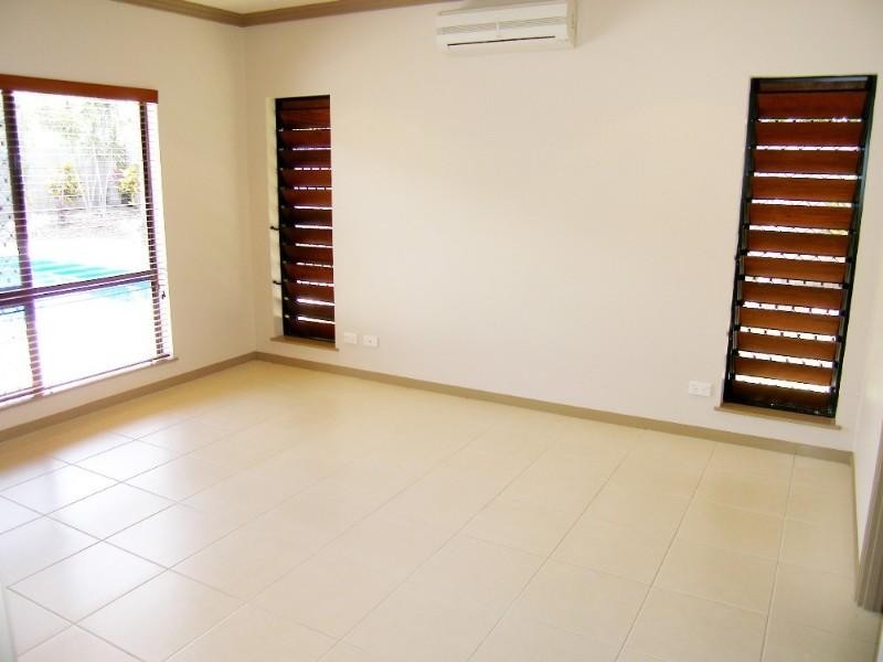 Kewarra Beach QLD 4879