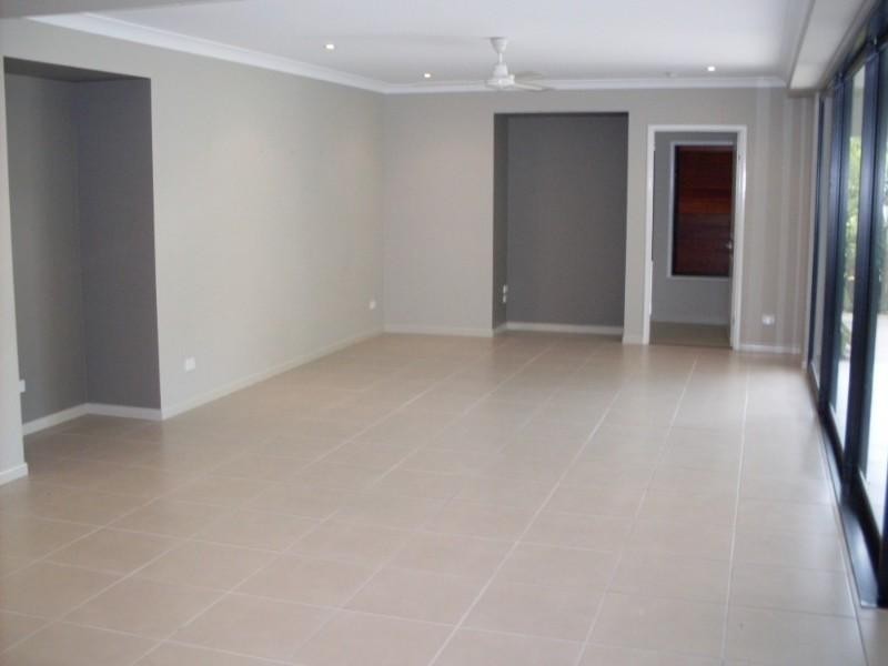 7 Myalup Close, Kewarra Beach QLD 4879
