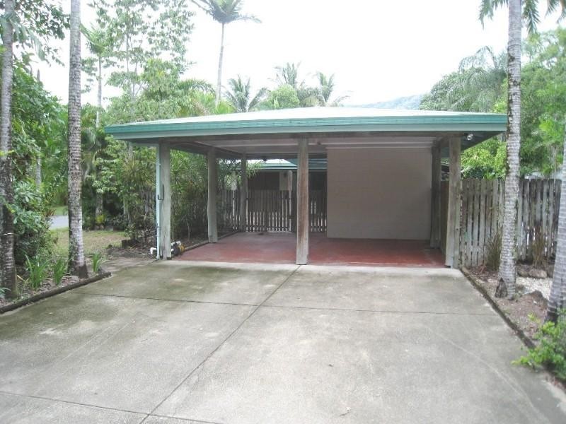 Clifton Beach QLD 4879