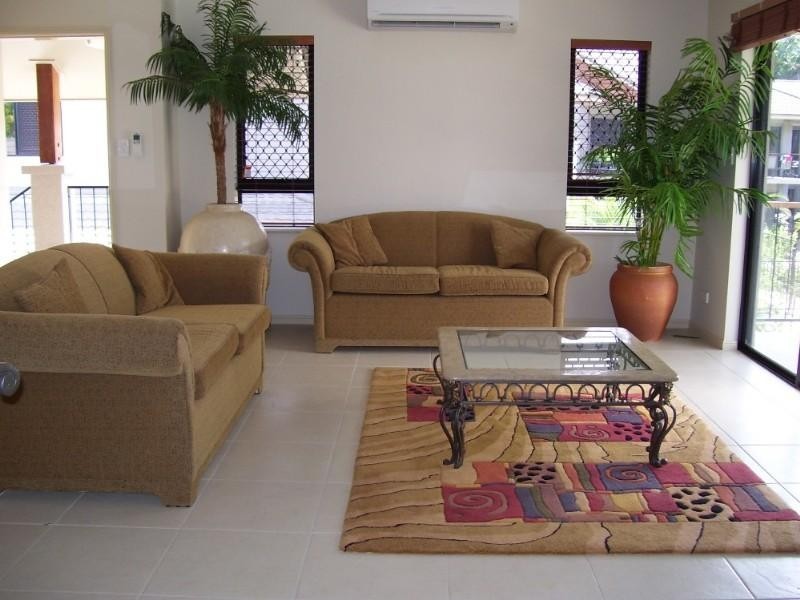 79/1 Robson Street, Mooroobool QLD 4870