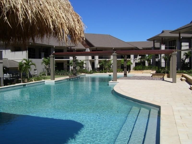 79/1 Robson Street, Mooroobool QLD 4870