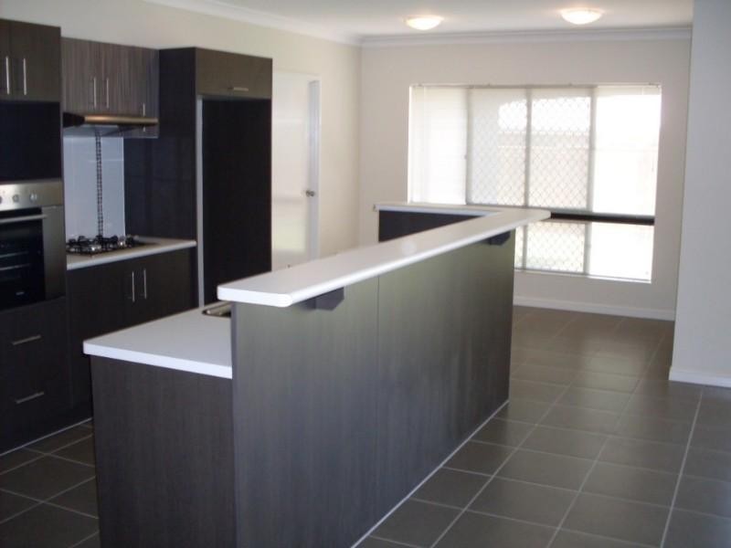 121 Roberts Drive, Trinity Beach QLD 4879