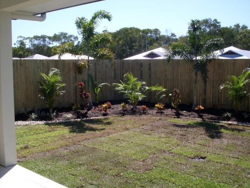 6 Montalbion Avenue, Trinity Park QLD 4879