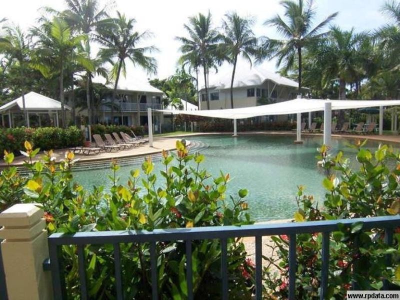 4/65 Vasey Esplanade, Trinity Beach QLD 4879