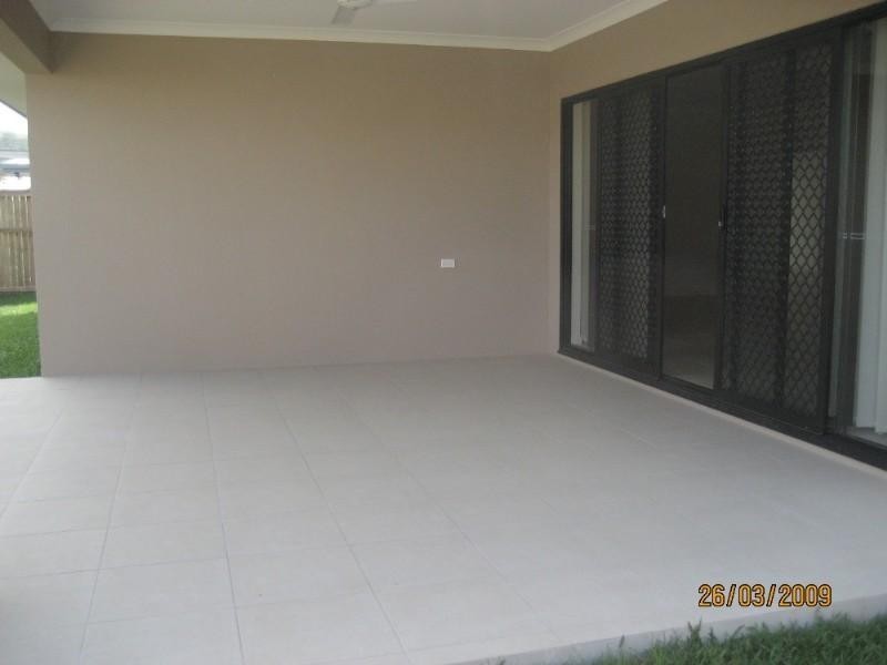 7 Bowline Close, Trinity Beach QLD 4879