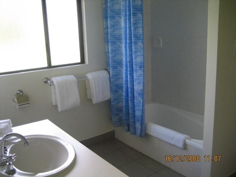 4/13 Amphora Street, Palm Cove QLD 4879