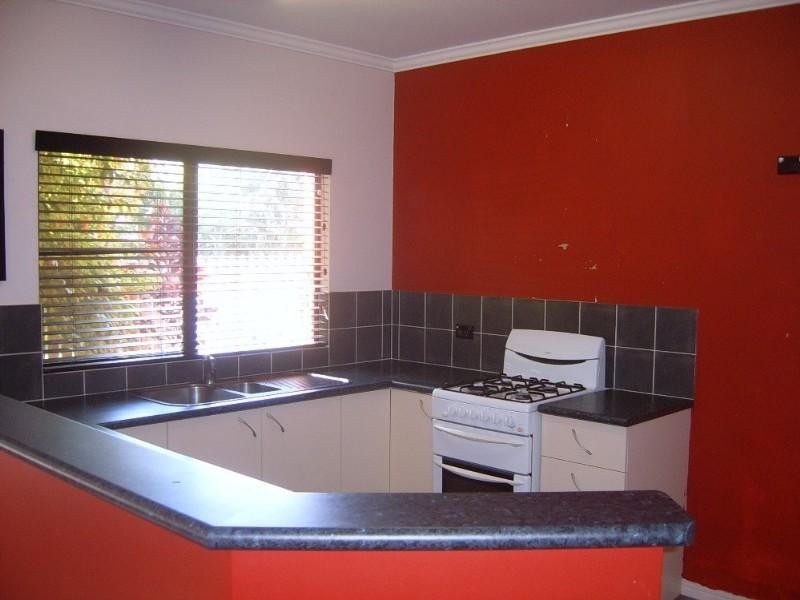 2 Burranong Close, Kewarra Beach QLD 4879