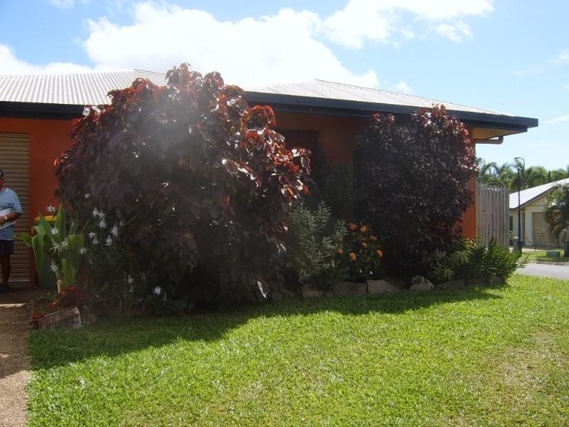 2 Burranong Close, Kewarra Beach QLD 4879