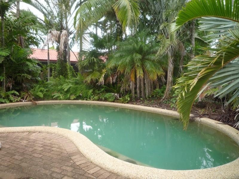 Kewarra Beach QLD 4879