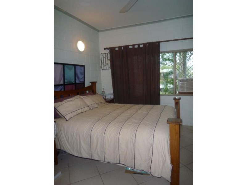 Kewarra Beach QLD 4879