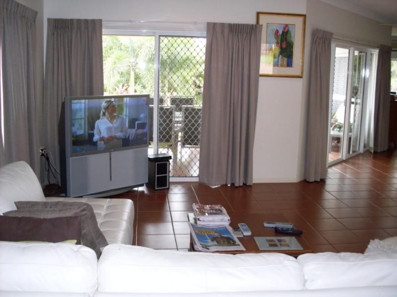 10 Alstonia Close, Redlynch QLD 4870