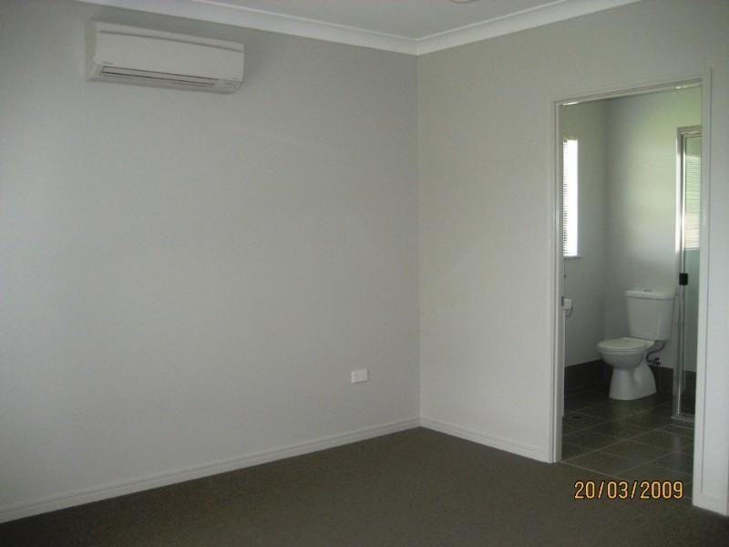 127 Roberts Drive, Trinity Beach QLD 4879