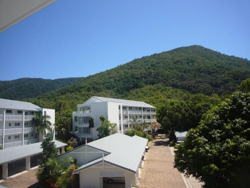 Palm Cove QLD 4879