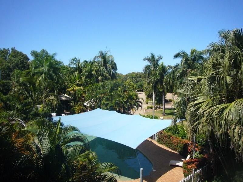 Palm Cove QLD 4879