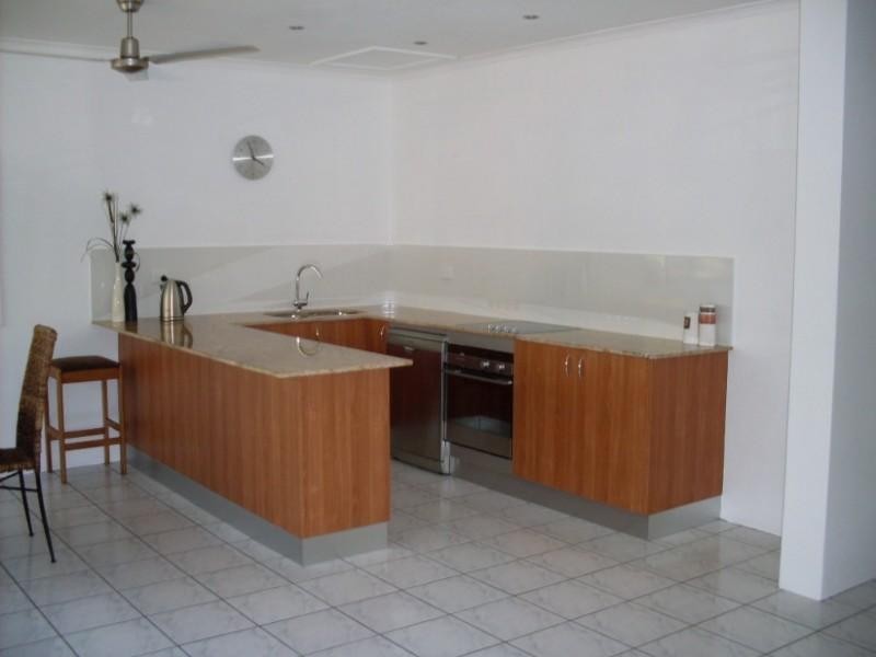 8/101 Arlington Esplanade, Clifton Beach QLD 4879
