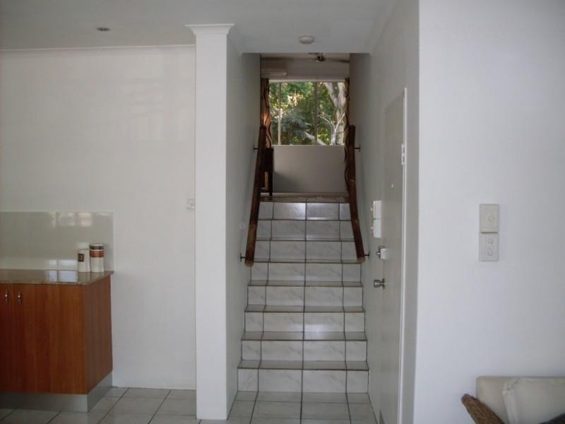 8/101 Arlington Esplanade, Clifton Beach QLD 4879