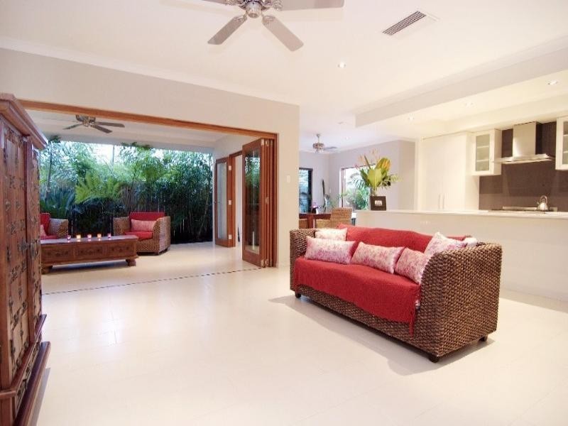 Kewarra Beach QLD 4879