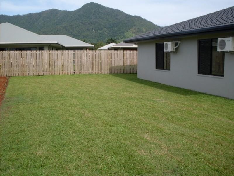 28 Phoenix Street, White Rock QLD 4868