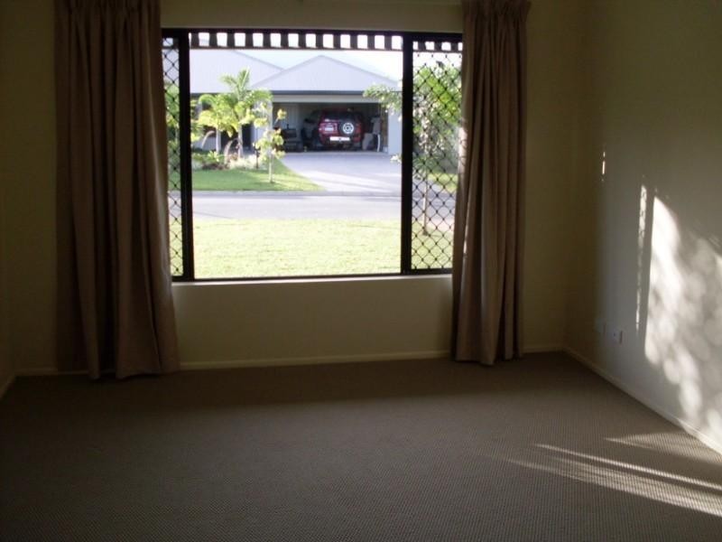 107 Roberts Drive, Trinity Beach QLD 4879