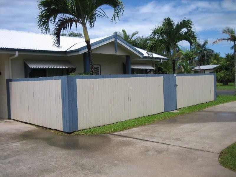 1/40 Frankston Street, Kewarra Beach QLD 4879