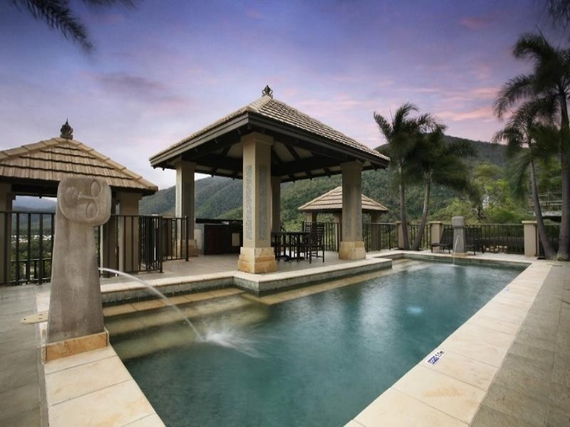 5/11 Colonel Cummings Drive, Palm Cove QLD 4879