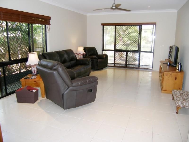 Palm Cove QLD 4879