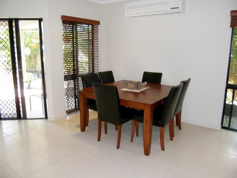 Palm Cove QLD 4879