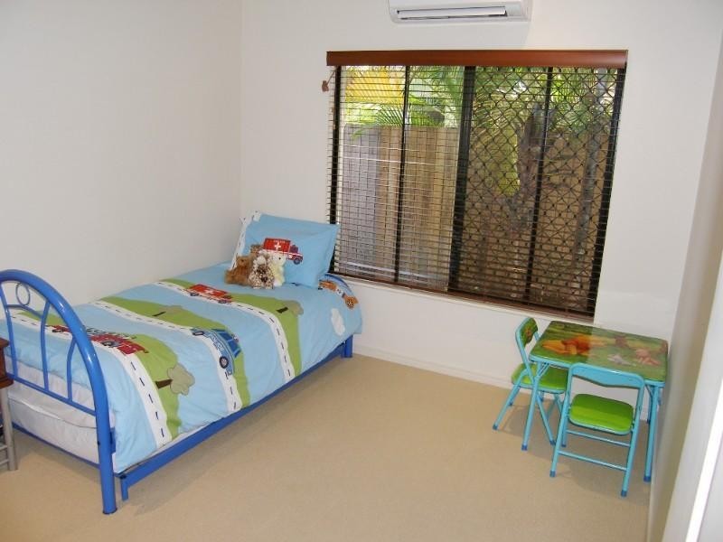 Palm Cove QLD 4879