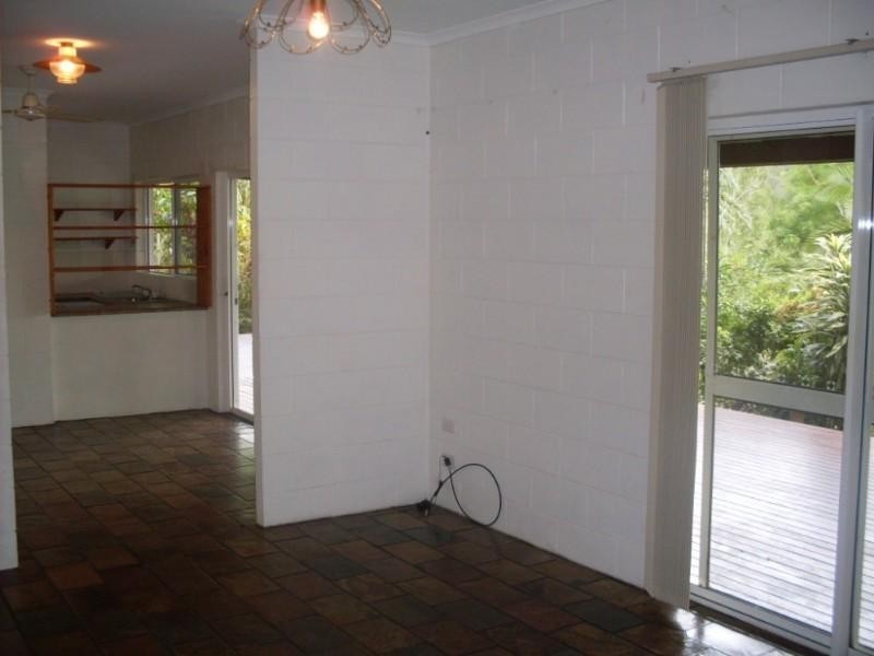 Redlynch QLD 4870