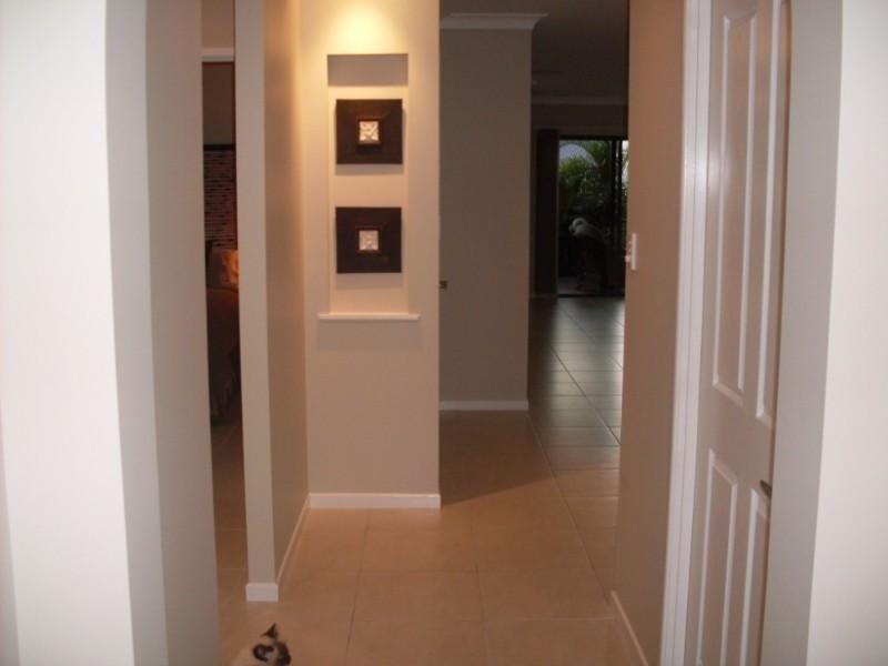 4 Retreat Close, Palm Cove QLD 4879
