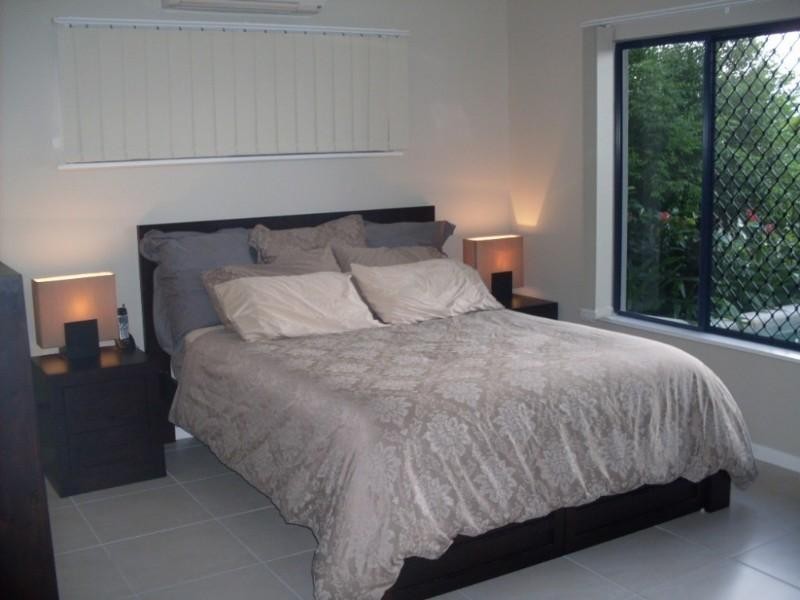 4 Retreat Close, Palm Cove QLD 4879