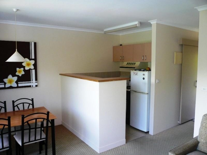 226 Coral Coast Drive, Palm Cove QLD 4879