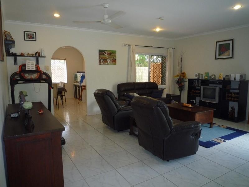 Kewarra Beach QLD 4879