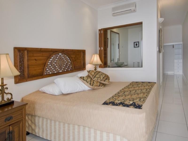 Trinity Beach QLD 4879