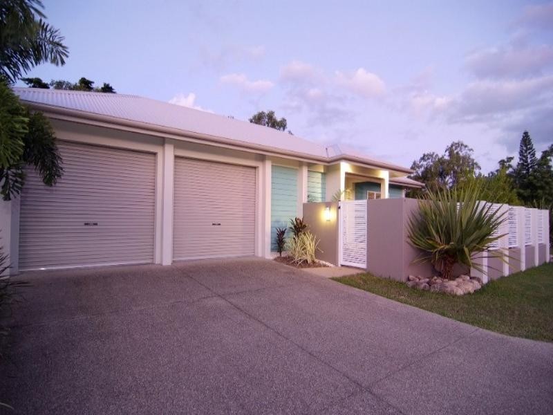 Trinity Beach QLD 4879