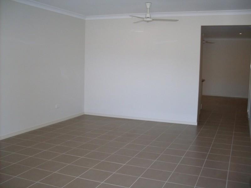 118 Roberts Drive, Trinity Beach QLD 4879