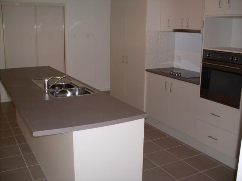 118 Roberts Drive, Trinity Beach QLD 4879