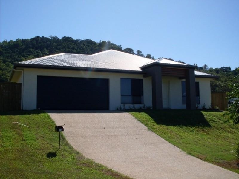 118 Roberts Drive, Trinity Beach QLD 4879