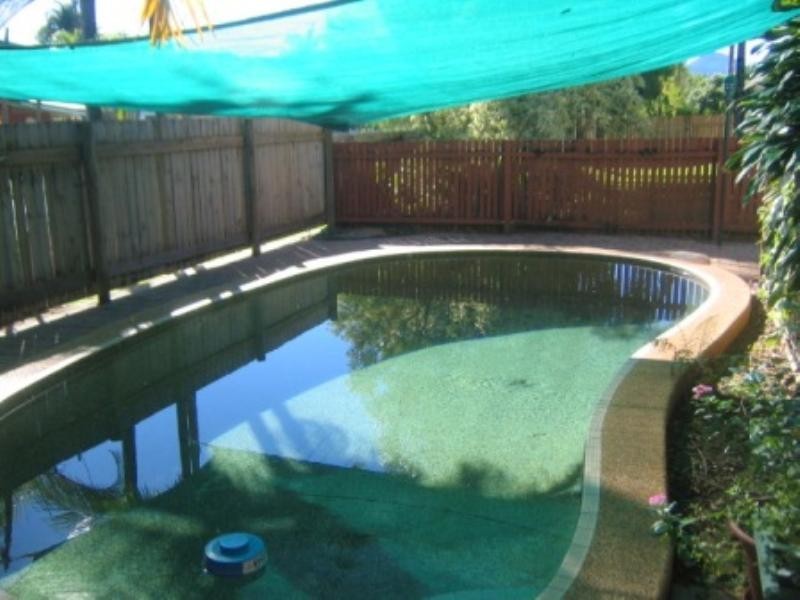 2/35 Mintaro Crescent, Woree QLD 4868