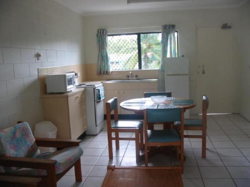 18/63 Moore Street, Trinity Beach QLD 4879